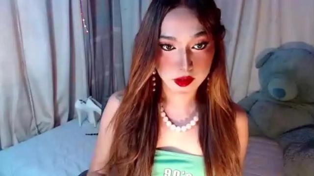 Image 3 of rebecca_desire Stream on Chaturbate on 17 months ago