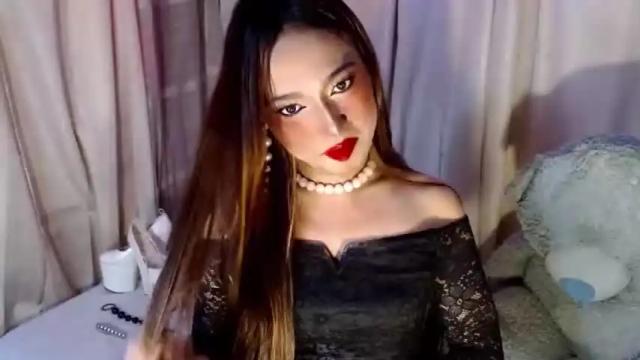 Image 12 of rebecca_desire Stream on Chaturbate on 17 months ago