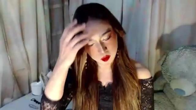 Image 6 of rebecca_desire Stream on Chaturbate on 17 months ago
