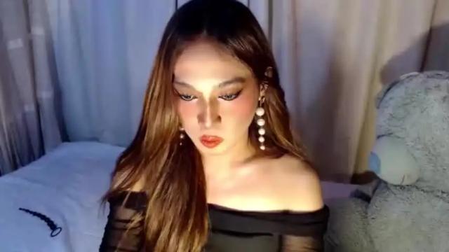 Image 8 of rebecca_desire Stream on Chaturbate on 16 months ago