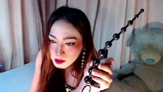 Image 6 of rebecca_desire Stream on Chaturbate on 15 months ago