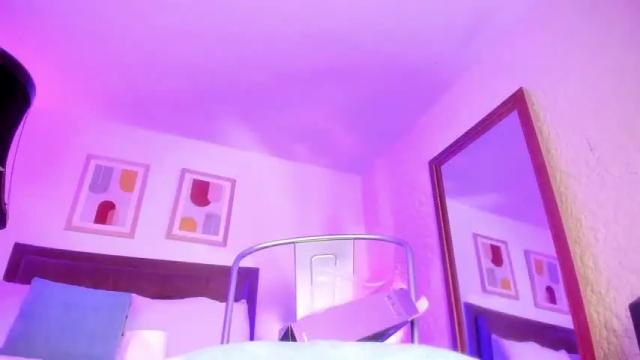 Image 3 of rebecca_fontaine Stream on Chaturbate on 13 months ago