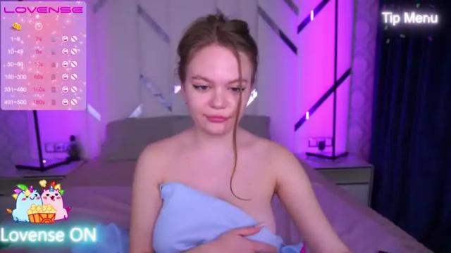 Image 12 of rebecca_honey_ Stream on Chaturbate on 15 months ago