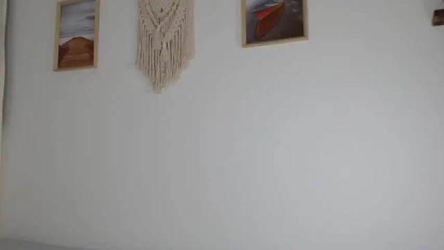 Image 12 of rebecca_johonsonn Stream on Chaturbate on 21 months ago
