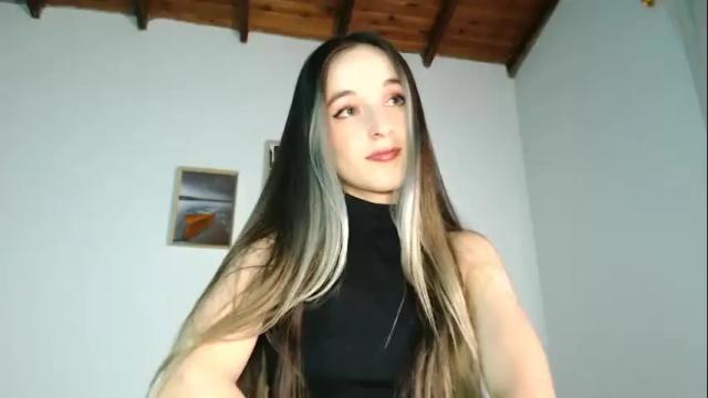 Image 2 of rebecca_johonsonn Stream on Chaturbate on 4 months ago
