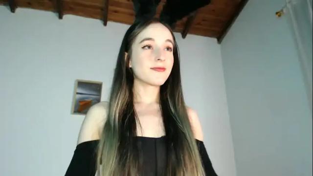 Image 3 of rebecca_johonsonn Stream on Chaturbate on 3 months ago