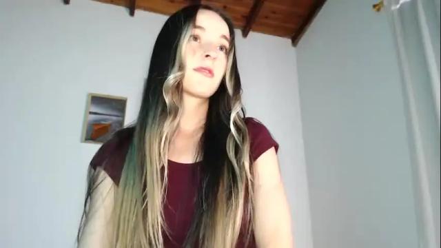 Image 2 of rebecca_johonsonn Stream on Chaturbate on 2 months ago