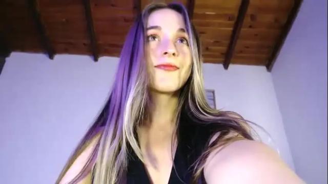 Image 10 of rebecca_johonsonn Stream on Chaturbate on 28 days ago