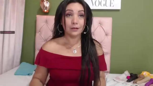 Image 7 of rebecca_milf_ Stream on Chaturbate on 18 months ago
