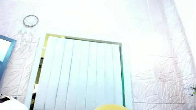 Image 2 of rebecca_mitchell Stream on Chaturbate on 12 days ago