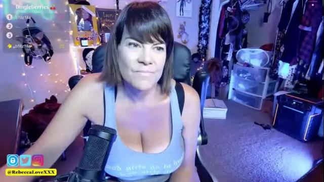 Image 6 of rebeccalovexxx Stream on Chaturbate on 2 months ago