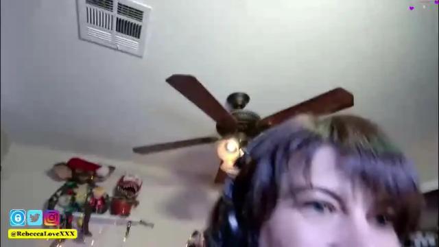 Image 12 of rebeccalovexxx Stream on Chaturbate on 2 days ago