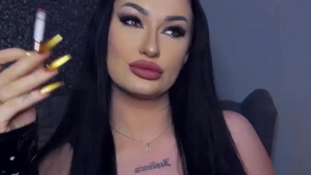 Image 2 of rebeccamadden Stream on Chaturbate on 19 months ago