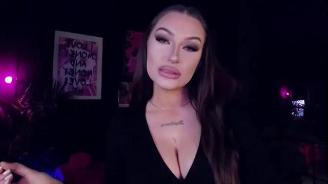 Image 3 of rebeccamadden Stream on Chaturbate on 1 month ago
