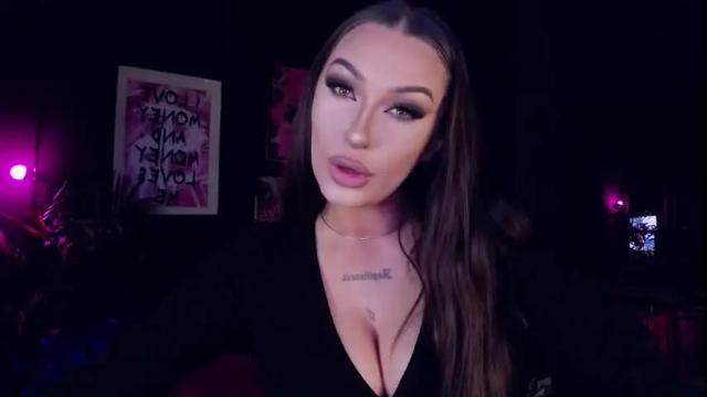 Image 4 of rebeccamadden Stream on Chaturbate on 1 month ago