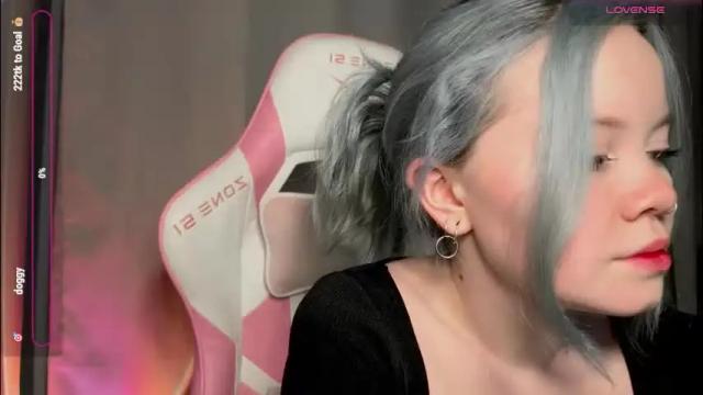 Image 6 of rebeccaniksoon Stream on Chaturbate on 2 months ago