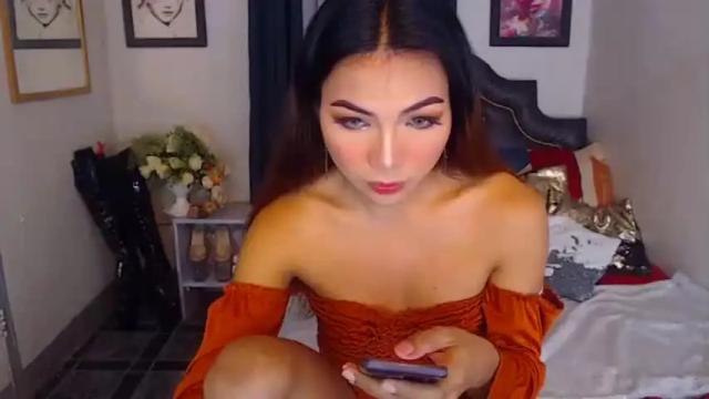 Image 3 of rebeccaontopts Stream on Chaturbate on 16 months ago