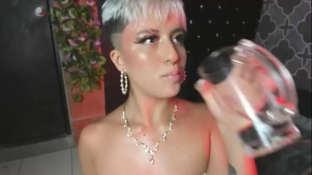 Image 10 of rebeka_baker Stream on Chaturbate on 16 days ago