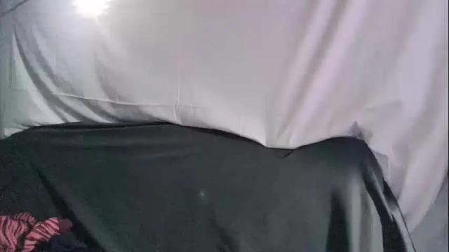Image 2 of rebekareign Stream on Chaturbate on 19 months ago