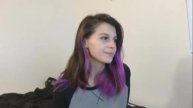Image 3 of rebekareign Stream on Chaturbate on 16 months ago