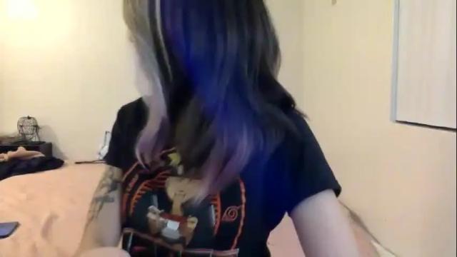 Image 3 of rebekareign Stream on Chaturbate on 15 months ago