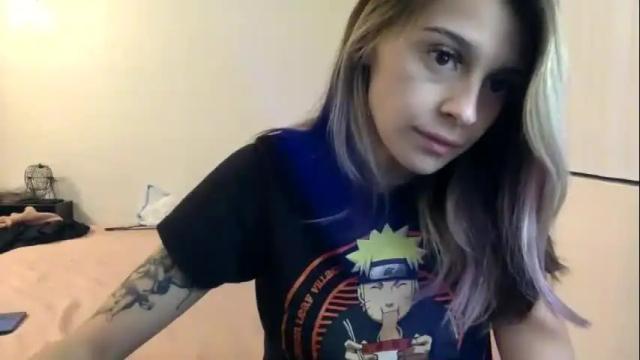Image 4 of rebekareign Stream on Chaturbate on 15 months ago