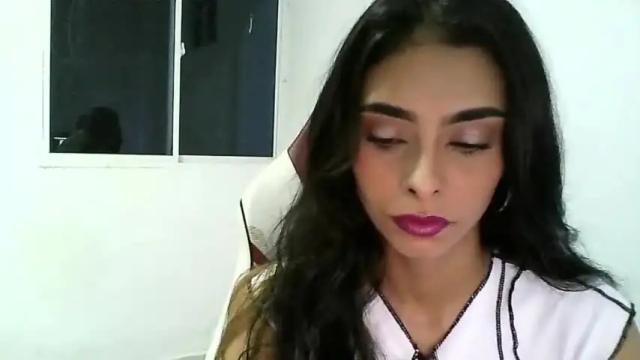 Image 2 of rebelduchess Stream on Chaturbate on 17 months ago