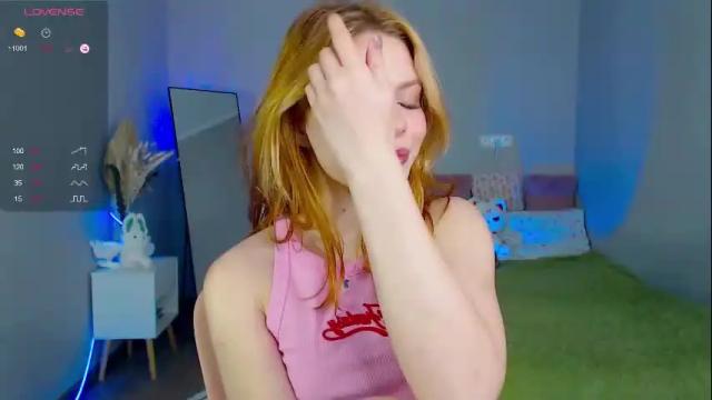 Image 11 of red__candy Stream on Chaturbate on 3 months ago