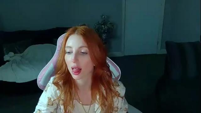 Image 11 of red_firesquirt Stream on Chaturbate on 13 days ago