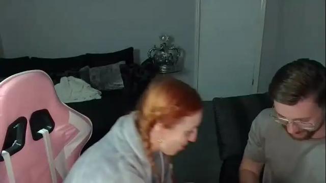Image 4 of red_firesquirt Stream on Chaturbate on 1 month ago