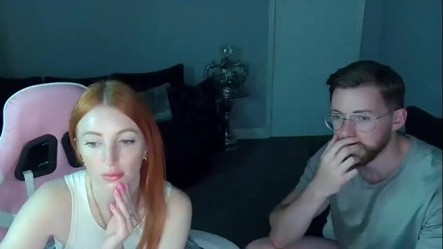 Image 7 of red_firesquirt Stream on Chaturbate on 1 month ago