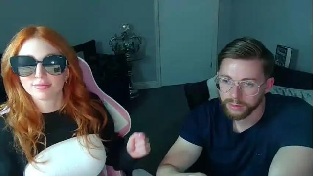 Image 2 of red_firesquirt Stream on Chaturbate on 1 month ago