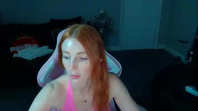 Image 12 of red_firesquirt Stream on Chaturbate on 4 days ago