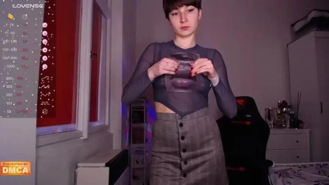 Thumbnail 2, red_foxxx_'s Stream at Chaturbate, 15 months ago
