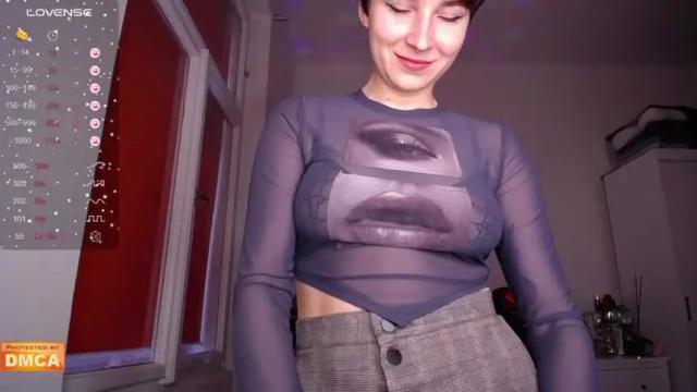 Image 6 of red_foxxx_ Stream on Chaturbate on 15 months ago
