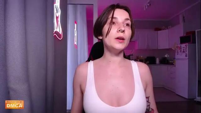 Thumbnail 1, red_foxxx_'s Stream at Chaturbate, 2 months ago