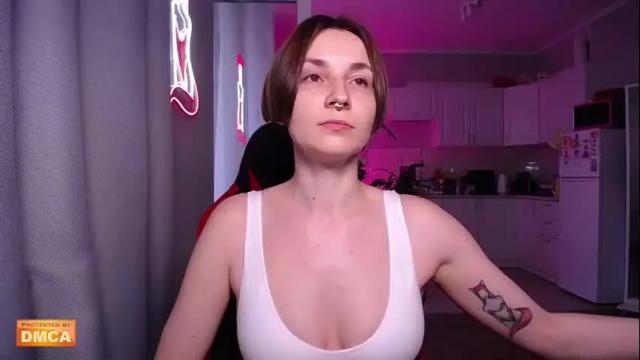 Thumbnail 2, red_foxxx_'s Stream at Chaturbate, 2 months ago