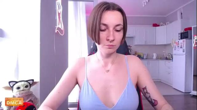 Thumbnail 1, red_foxxx_'s Stream at Chaturbate, 1 month ago