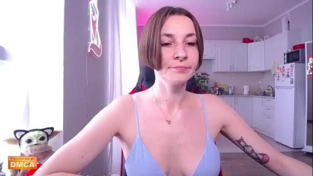 Thumbnail 2, red_foxxx_'s Stream at Chaturbate, 1 month ago