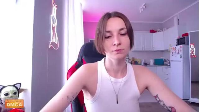 Thumbnail 1, red_foxxx_'s Stream at Chaturbate, 25 days ago