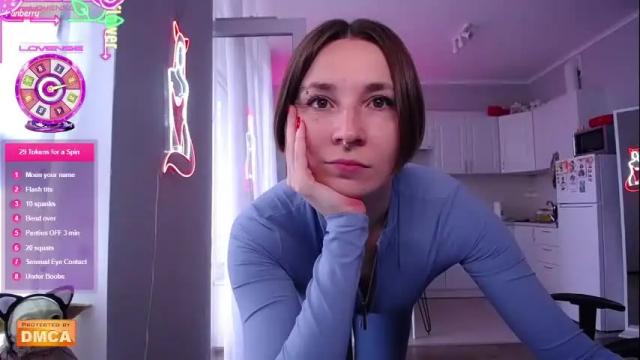 Image 8 of red_foxxx_ Stream on Chaturbate on 17 days ago