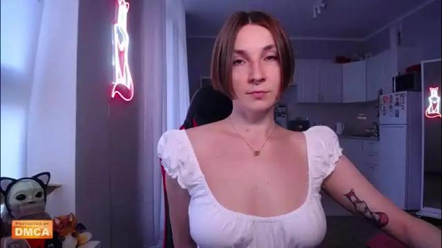 Thumbnail 1, red_foxxx_'s Stream at Chaturbate, 2 months ago