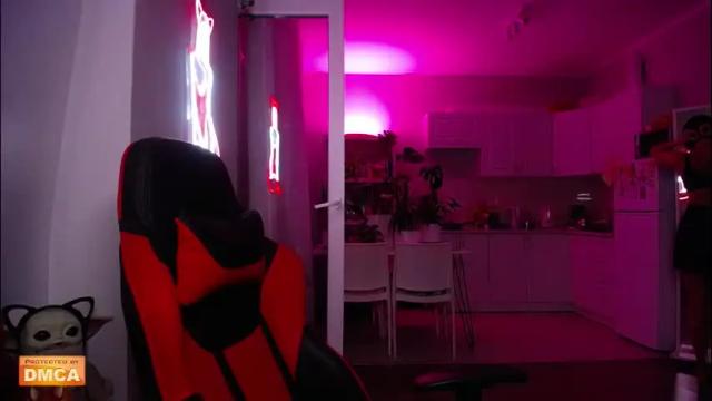 Image 2 of red_foxxx_ Stream on Chaturbate on 1 month ago
