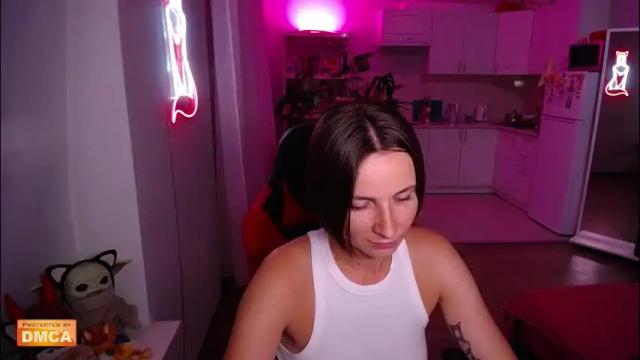 Thumbnail 2, red_foxxx_'s Stream at Chaturbate, 1 month ago