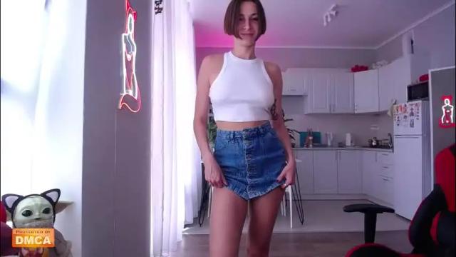 Image 2 of red_foxxx_ Stream on Chaturbate on 1 month ago