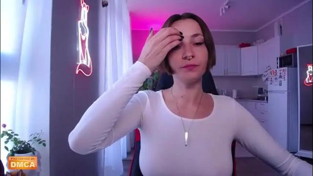 Image 4 of red_foxxx_ Stream on Chaturbate on 1 month ago