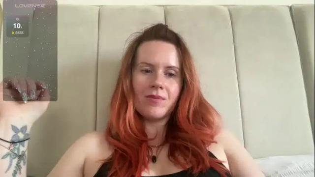 Image 2 of red_head_rosie_69 Stream on Chaturbate on 2 months ago