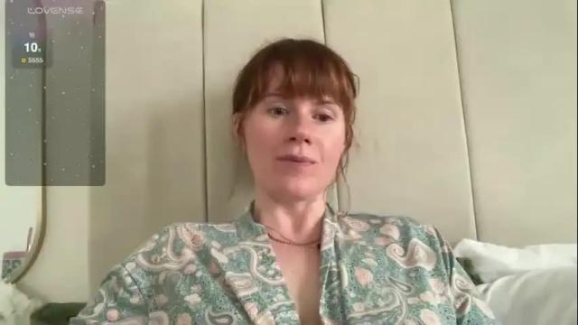 Image 10 of red_head_rosie_69 Stream on Chaturbate on 1 month ago