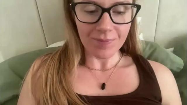 Thumbnail 3, red_head_rosie_69's Stream at Chaturbate, 2 months ago