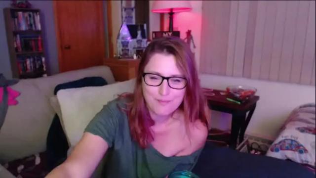 Image 4 of red_ivyxxx Stream on Chaturbate on 20 months ago